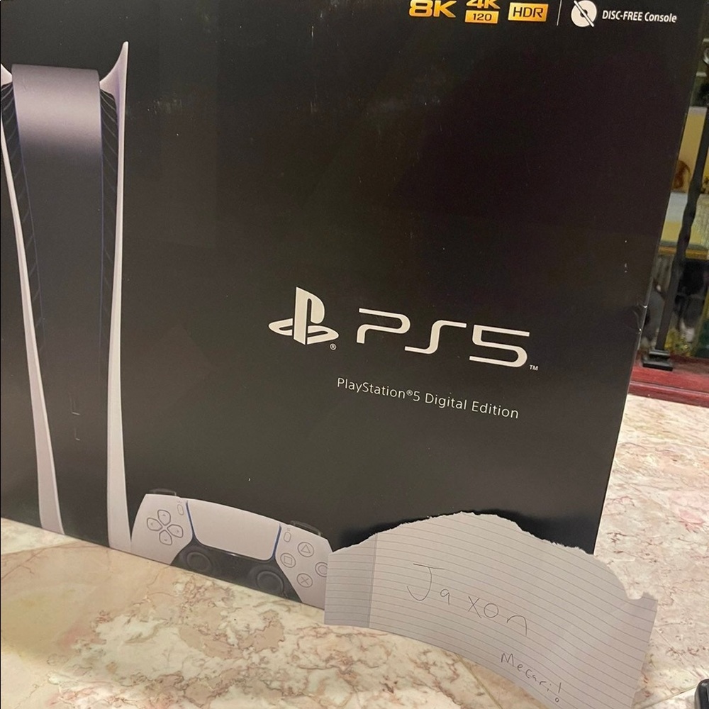 Ps5 - Picture 7 of 7